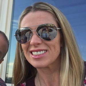 Meet your Posher, Chrissy